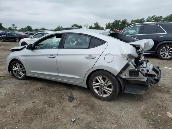 5NPD84LFXKH407427 2019 HYUNDAI ELANTRA - Image 2