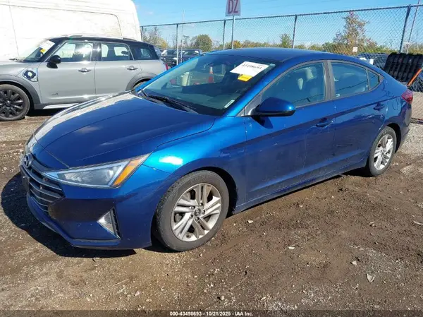 5NPD84LFXKH407640 2019 HYUNDAI ELANTRA - Image 2
