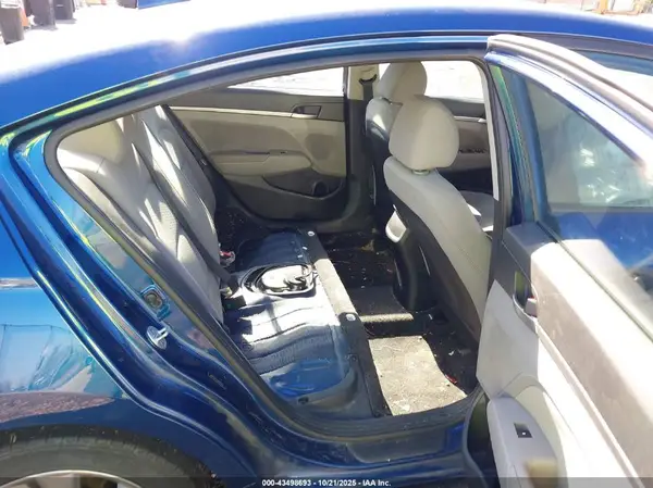 5NPD84LFXKH407640 2019 HYUNDAI ELANTRA - Image 8
