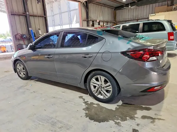 5NPD84LFXKH408299 2019 HYUNDAI ELANTRA - Image 2