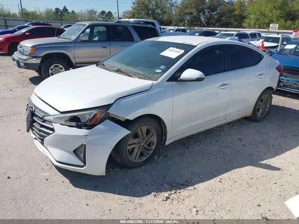 5NPD84LFXKH408884 2019 HYUNDAI ELANTRA - Image 2