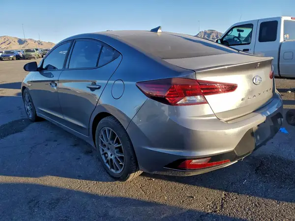 5NPD84LFXKH411753 2019 HYUNDAI ELANTRA - Image 2