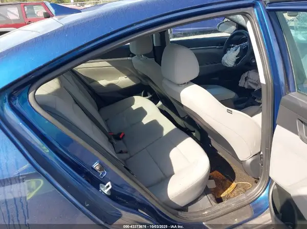 5NPD84LFXKH412014 2019 HYUNDAI ELANTRA - Image 8