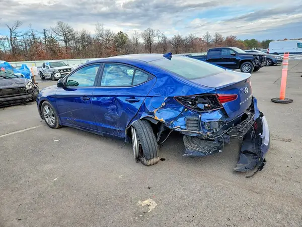 5NPD84LFXKH412546 2019 HYUNDAI ELANTRA - Image 2