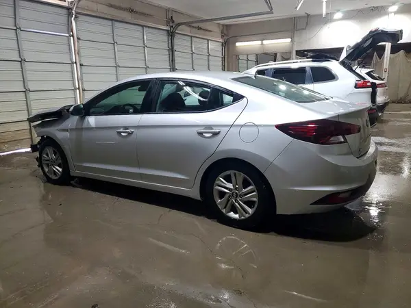 5NPD84LFXKH414684 2019 HYUNDAI ELANTRA - Image 2