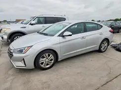 5NPD84LFXKH415477 2018 HYUNDAI ELANTRA