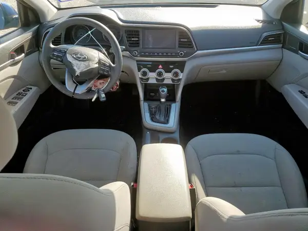 5NPD84LFXKH418640 2019 HYUNDAI ELANTRA - Image 8