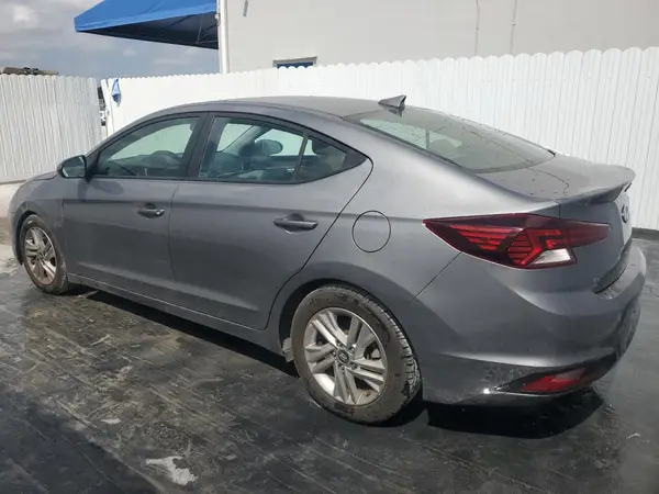 5NPD84LFXKH419593 2019 HYUNDAI ELANTRA - Image 2