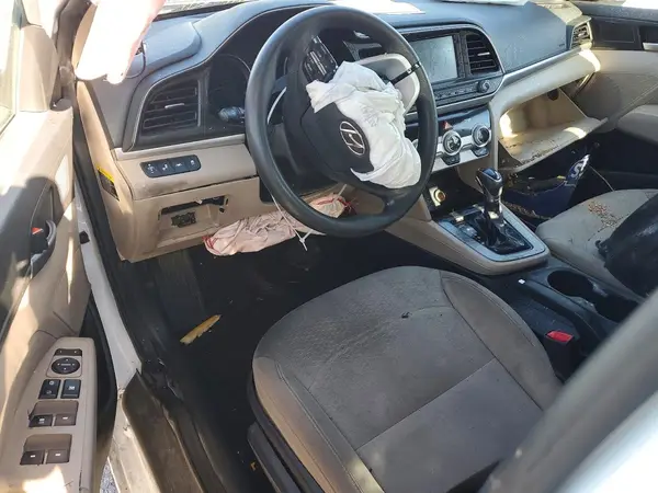 5NPD84LFXKH419884 2019 HYUNDAI ELANTRA - Image 8