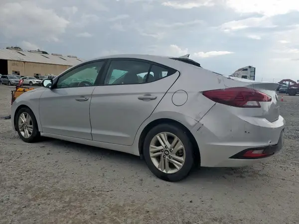 5NPD84LFXKH421103 2019 HYUNDAI ELANTRA - Image 2