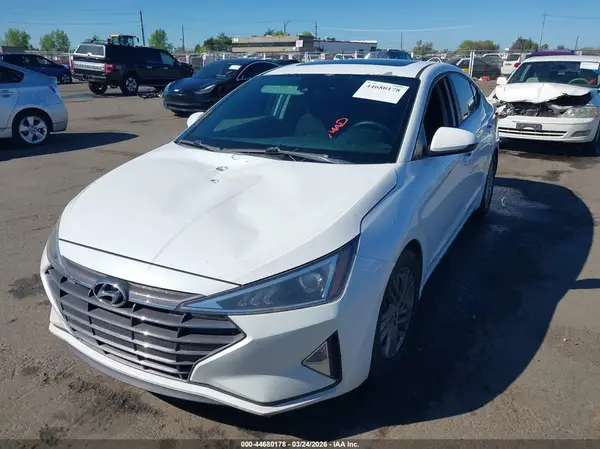 5NPD84LFXKH421599 2019 HYUNDAI ELANTRA - Image 2