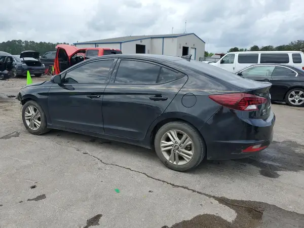 5NPD84LFXKH421702 2019 HYUNDAI ELANTRA - Image 2