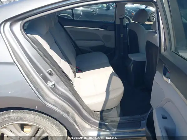 5NPD84LFXKH424356 2019 HYUNDAI ELANTRA - Image 8