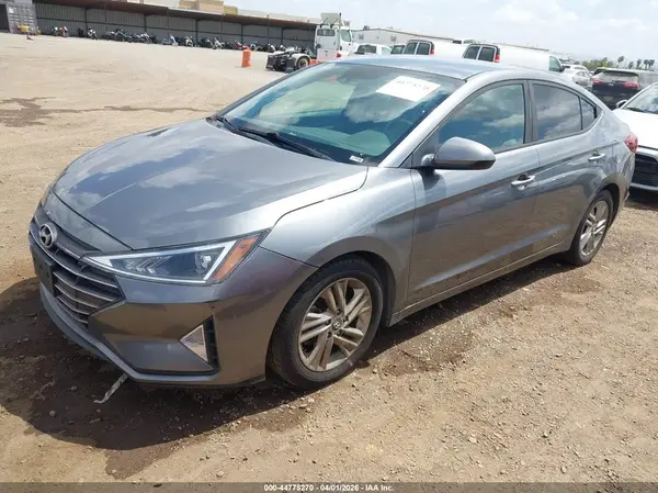 5NPD84LFXKH424437 2019 HYUNDAI ELANTRA - Image 2