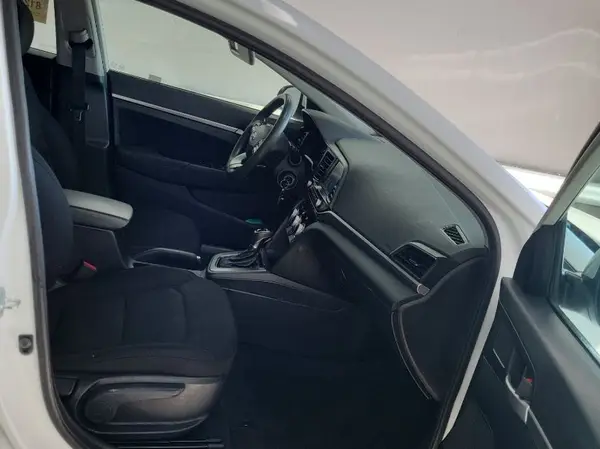 5NPD84LFXKH425149 2019 HYUNDAI ELANTRA - Image 1
