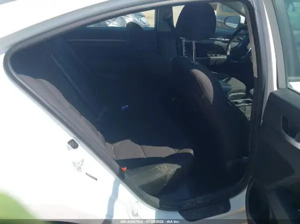 5NPD84LFXKH425166 2019 HYUNDAI ELANTRA - Image 8