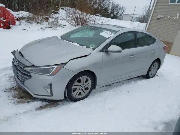 5NPD84LFXKH426687 2019 HYUNDAI ELANTRA - Image 2