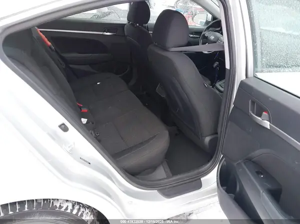 5NPD84LFXKH426687 2019 HYUNDAI ELANTRA - Image 8