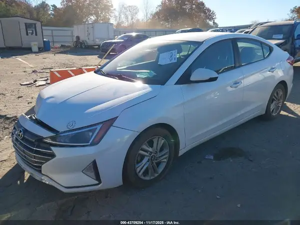 5NPD84LFXKH427709 2019 HYUNDAI ELANTRA - Image 2