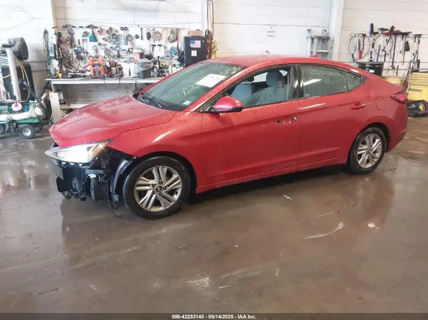 5NPD84LFXKH428097 2019 HYUNDAI ELANTRA - Image 2