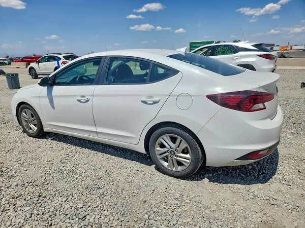 5NPD84LFXKH428763 2019 HYUNDAI ELANTRA - Image 2