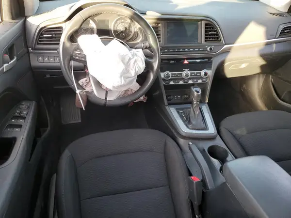 5NPD84LFXKH432666 2019 HYUNDAI ELANTRA - Image 8