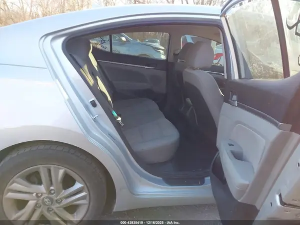 5NPD84LFXKH433266 2019 HYUNDAI ELANTRA - Image 8