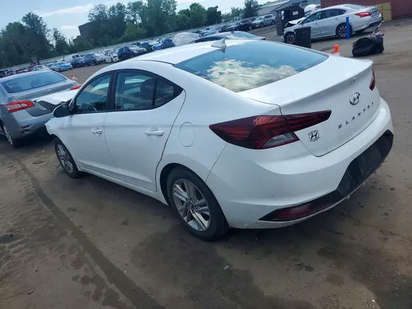 5NPD84LFXKH438631 2019 HYUNDAI ELANTRA - Image 2