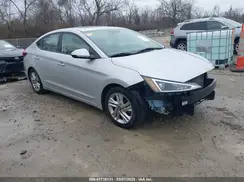 5NPD84LFXKH439715 2019 HYUNDAI ELANTRA
