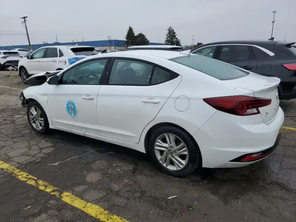 5NPD84LFXKH455915 2019 HYUNDAI ELANTRA - Image 2
