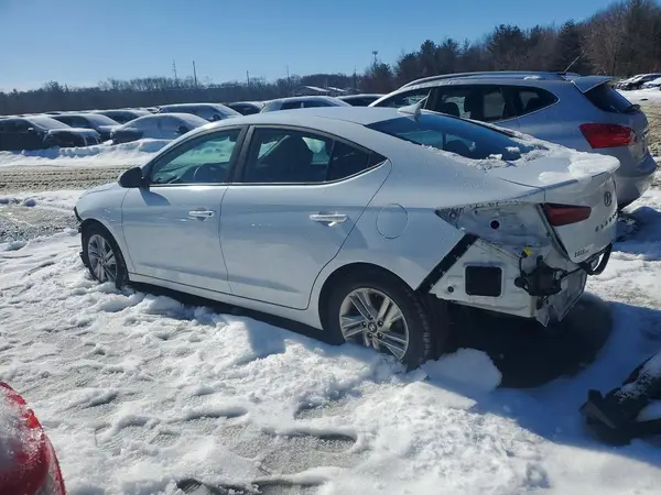 5NPD84LFXKH456188 2019 HYUNDAI ELANTRA - Image 2