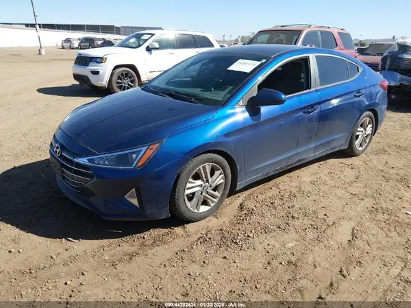 5NPD84LFXKH458300 2019 HYUNDAI ELANTRA - Image 2