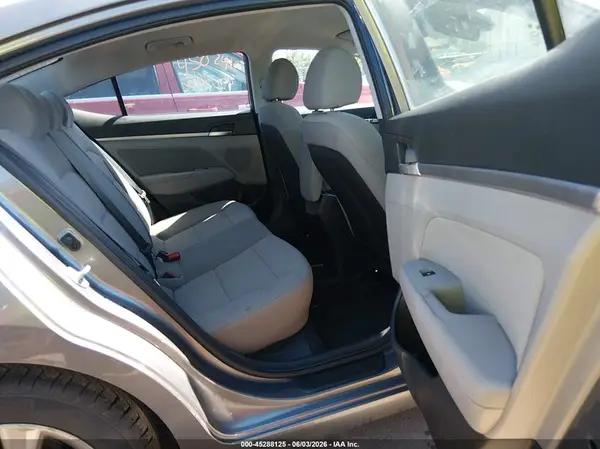 5NPD84LFXKH462394 2019 HYUNDAI ELANTRA - Image 8