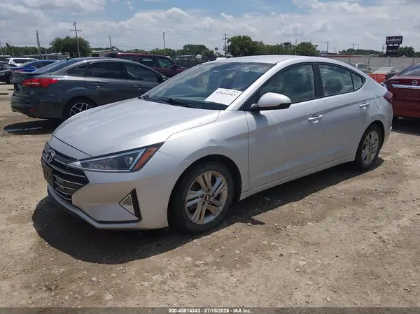 5NPD84LFXKH462847 2019 HYUNDAI ELANTRA - Image 2
