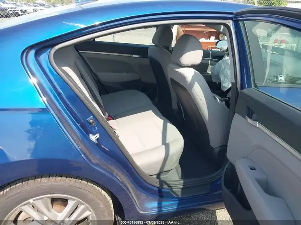 5NPD84LFXKH464503 2019 HYUNDAI ELANTRA - Image 8