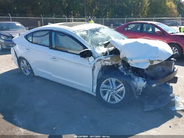 5NPD84LFXKH465635 2019 HYUNDAI ELANTRA - Image 1