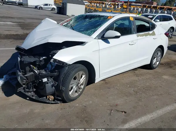 5NPD84LFXKH465635 2019 HYUNDAI ELANTRA - Image 2