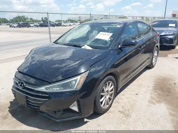 5NPD84LFXKH469815 2019 HYUNDAI ELANTRA - Image 2