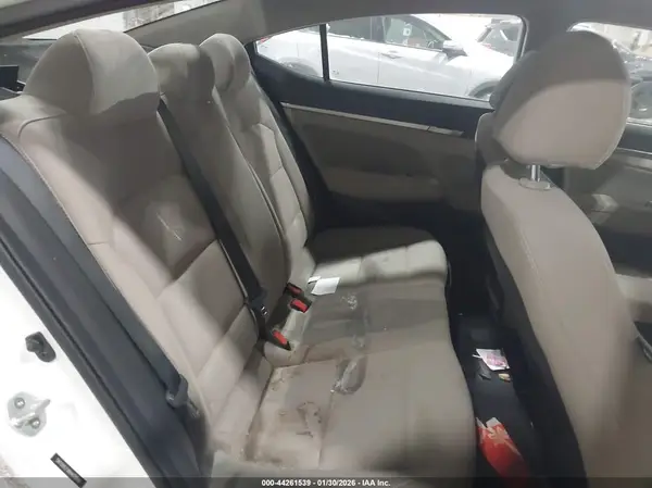 5NPD84LFXKH470849 2019 HYUNDAI ELANTRA - Image 8