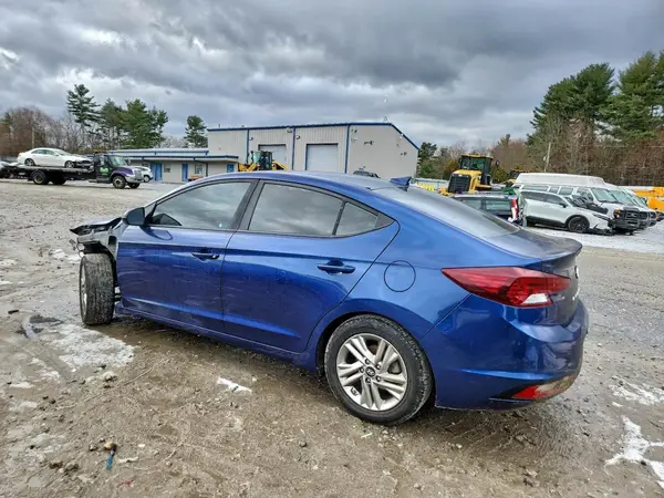 5NPD84LFXKH472200 2019 HYUNDAI ELANTRA - Image 2