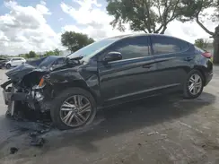 5NPD84LFXKH476330 2019 HYUNDAI ELANTRA