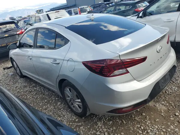 5NPD84LFXKH477414 2019 HYUNDAI ELANTRA - Image 2