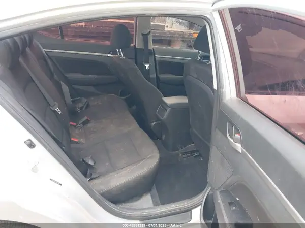 5NPD84LFXKH481348 2019 HYUNDAI ELANTRA - Image 8