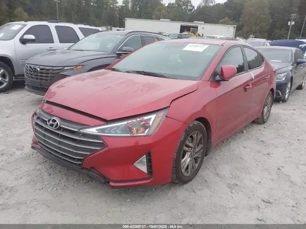 5NPD84LFXKH484556 2019 HYUNDAI ELANTRA - Image 2