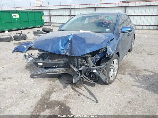 5NPD84LFXKH487473 2019 HYUNDAI ELANTRA - Image 2