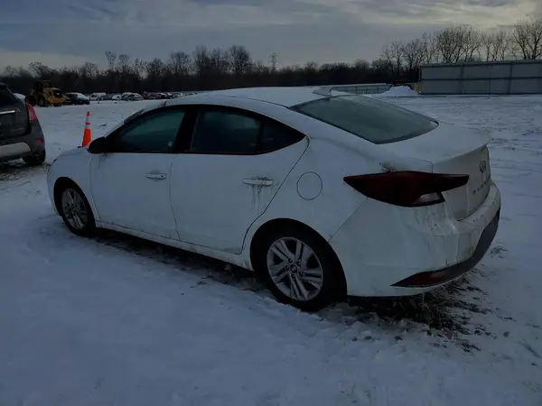 5NPD84LFXKH495542 2019 HYUNDAI ELANTRA - Image 2