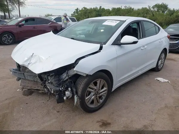 5NPD84LFXLH511613 2020 HYUNDAI ELANTRA - Image 2