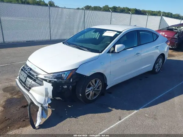 5NPD84LFXLH512650 2020 HYUNDAI ELANTRA - Image 2