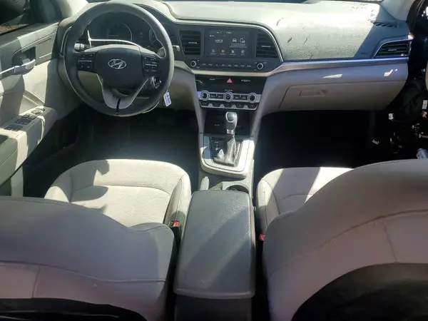 5NPD84LFXLH517086 2020 HYUNDAI ELANTRA - Image 8