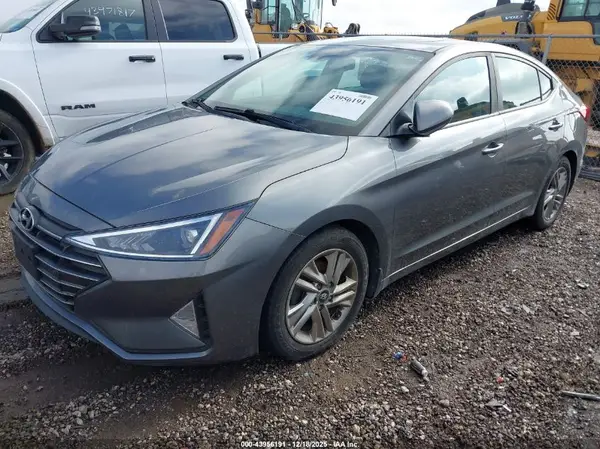 5NPD84LFXLH519257 2020 HYUNDAI ELANTRA - Image 2